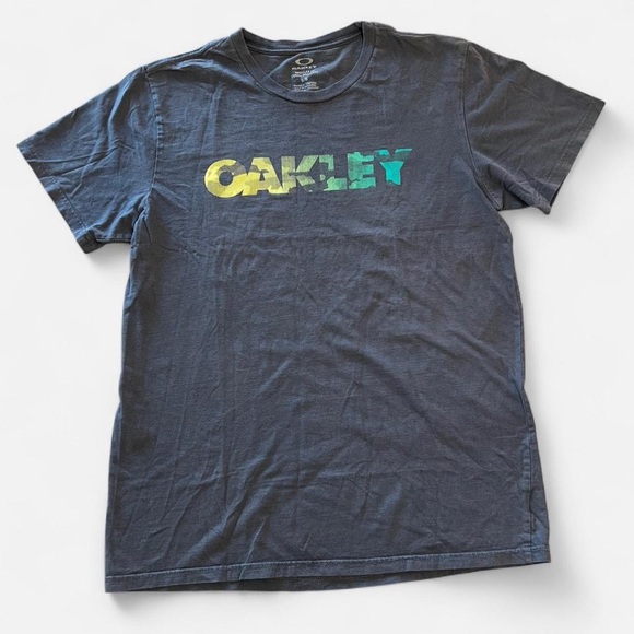 Oakley Other - Oakley‎ Tee with Vibrant Logo Size Large